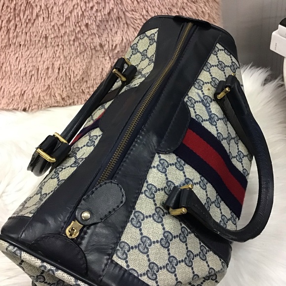 Vintage Gucci Sherry Hand Bag - Picture 4 of 15